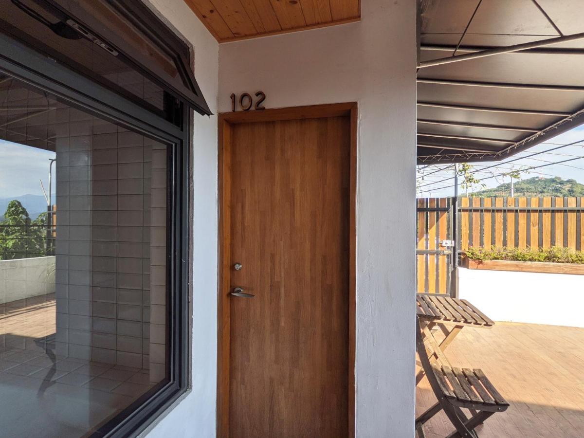 東勢 Kumokuru 雲山初露 預訂前需詳閱官網入住規定 Apartment Dongshi  Bagian luar foto