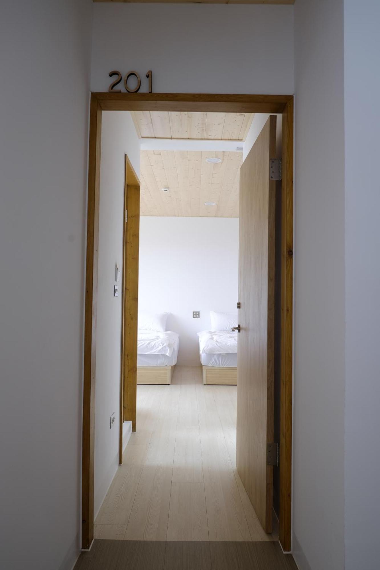 東勢 Kumokuru 雲山初露 預訂前需詳閱官網入住規定 Apartment Dongshi  Bagian luar foto